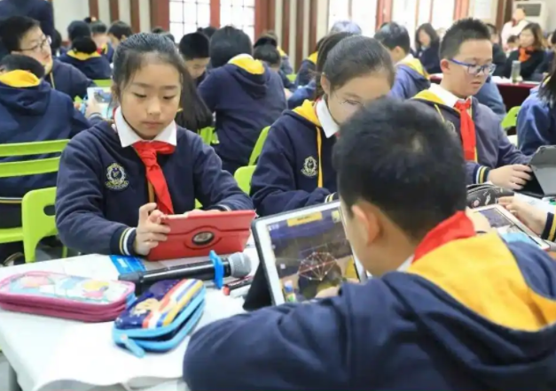 从增加一个学位到提高一堂课的质量基础