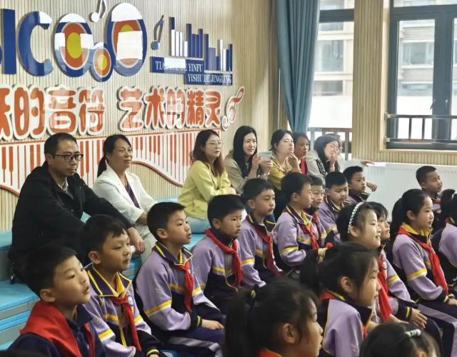 既是家长对校园作业的认可与信任也是推